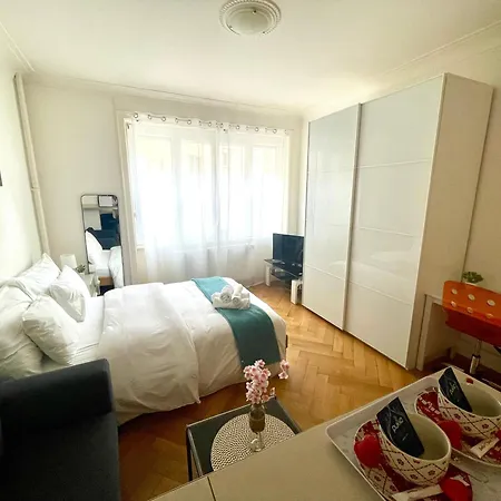 Апартаменты Down Town *